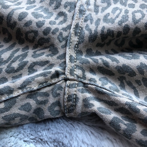 Pacsun High Rise Leopard Animal Print Pants 26 - Picture 8 of 9